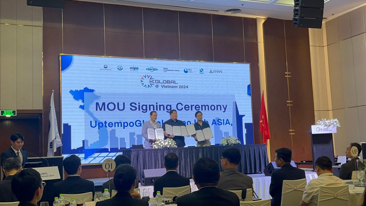 Uptempo GlobalとLisod Vietnamの間のMOU署名式